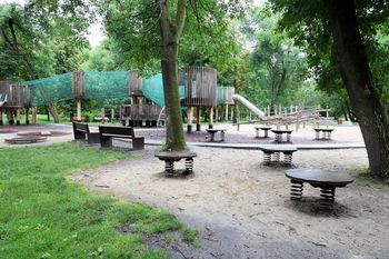 Park Ludowy w Lublinie w deszczowy dzień. Co oferuje?