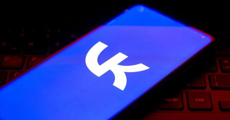 "Rosyjskiemu Facebookowi" coś się pomyliło. Przypisuje ukraińskie miasta Rosji