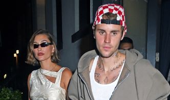 Hailey Bieber kroczy dumnie obok Justina i prezentuje nagi ciążowy brzuch na ulicy (FOTO)