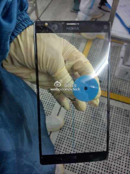 W skrócie: 6-calowa Lumia, Android 4.3 dla urządzeń Sony, Note 3 z elastycznym ekranem 2