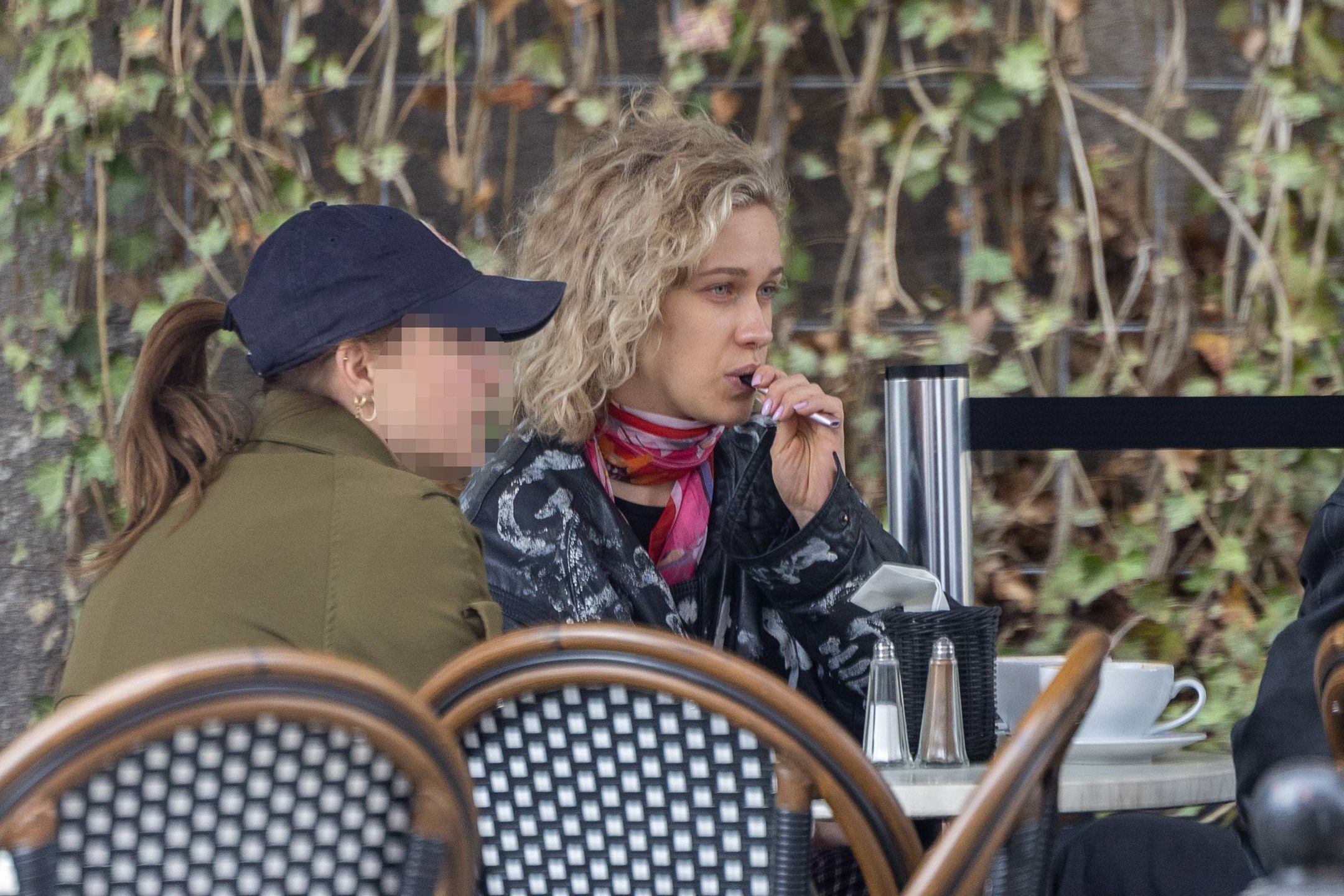 Helena Englert wybrała się na kawę z koleżankami