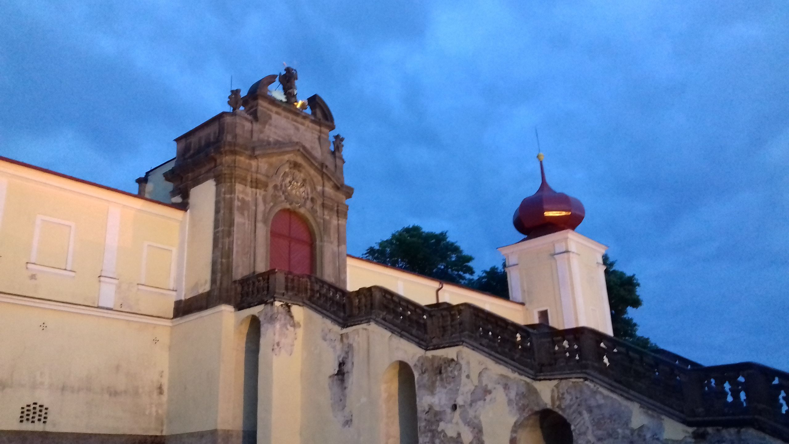 Wejście na Górę Matki Bożej