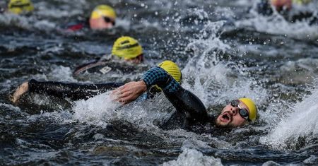 Będą biegać, pływać w zalewie Zemborzyckim i jeździć na rowerze. W niedzielę Triathlon Energy Lublin