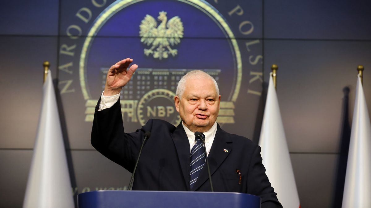 Prezes NBP Adam Glapiński na konferencji prasowej 