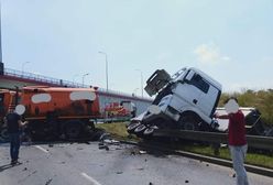 Kraków. Wypadek na S7. Zginął kierowca zamiatarki