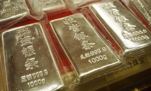 Złoto i srebro łapią oddech. Rekordowe wyceny pod presją dolara