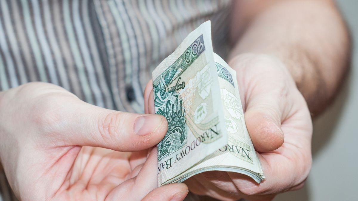 Klasa średnia w Polsce. Tyle trzeba zarabiać, by do niej należeć