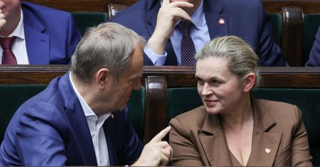 Dymisji Nowackiej nie będzie. "Niefortunna pomyłka"