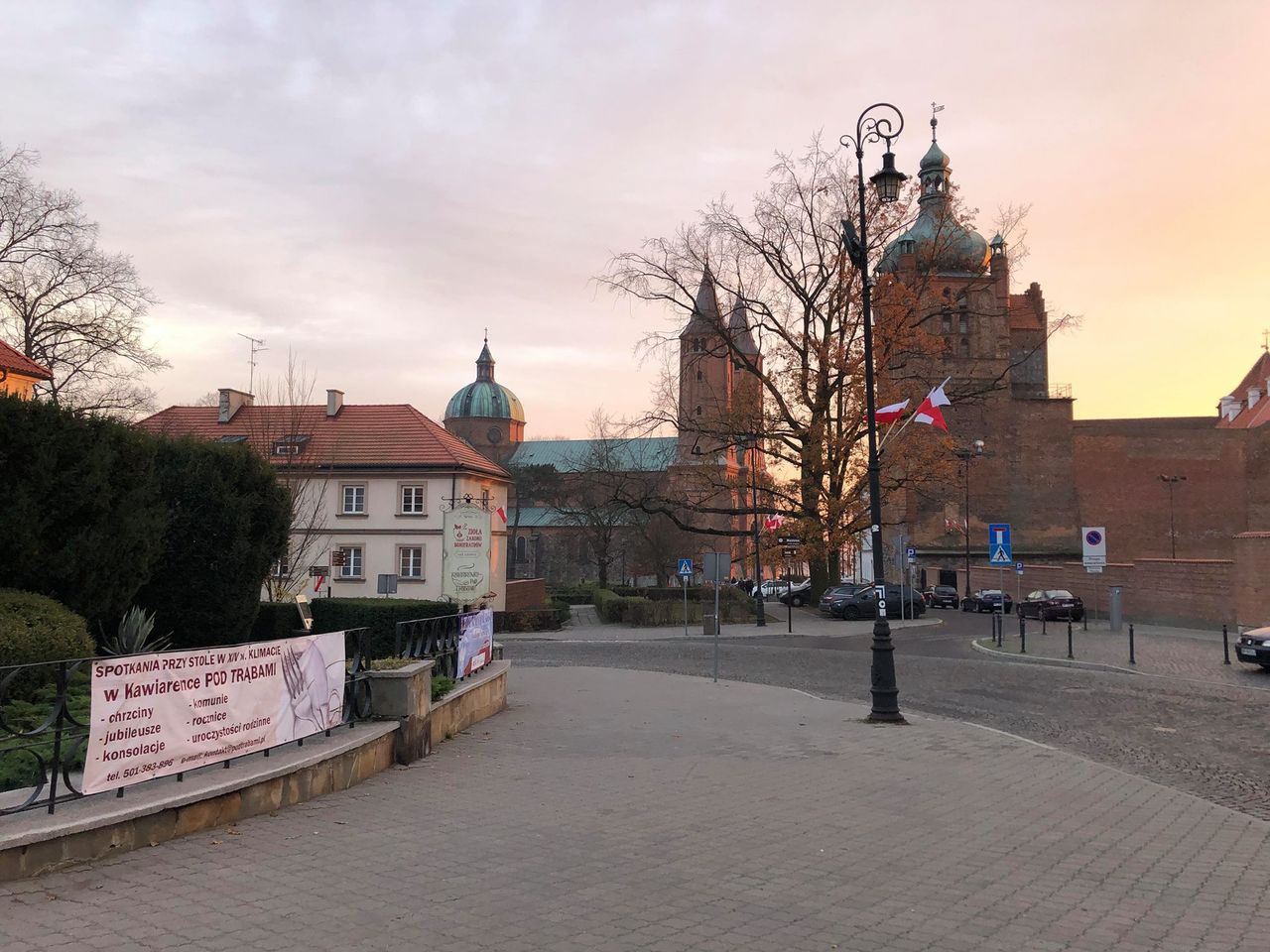 W najbliższy piątek wierni będą mogli jeść mięso - dyspensa płockiego biskupa!