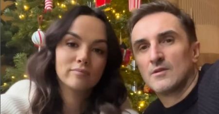 Paulina Krupińska zaśpiewała z mężem kolędę. Sebastian Karpiel-Bułecka przerwał ukochanej: "FAŁSZUJESZ"