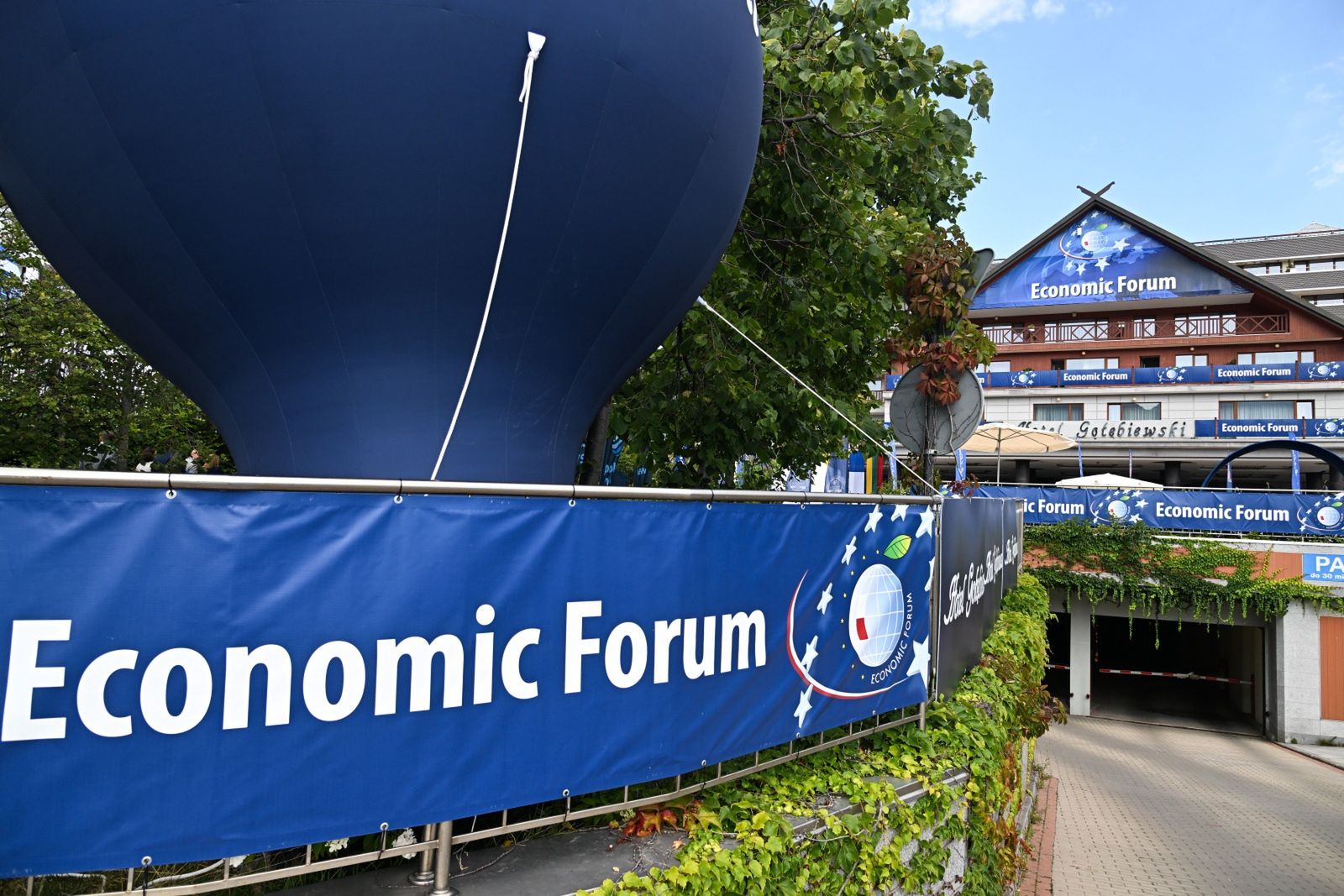 Forum Ekonomiczne rozpoczęło się w hotelu Gołębiewski
