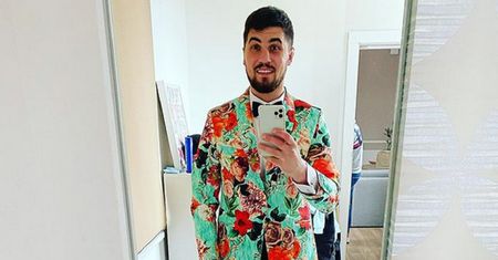 Miał być hit, są wakacje. Gwiazdor FAME MMA wrócił do przeszłości