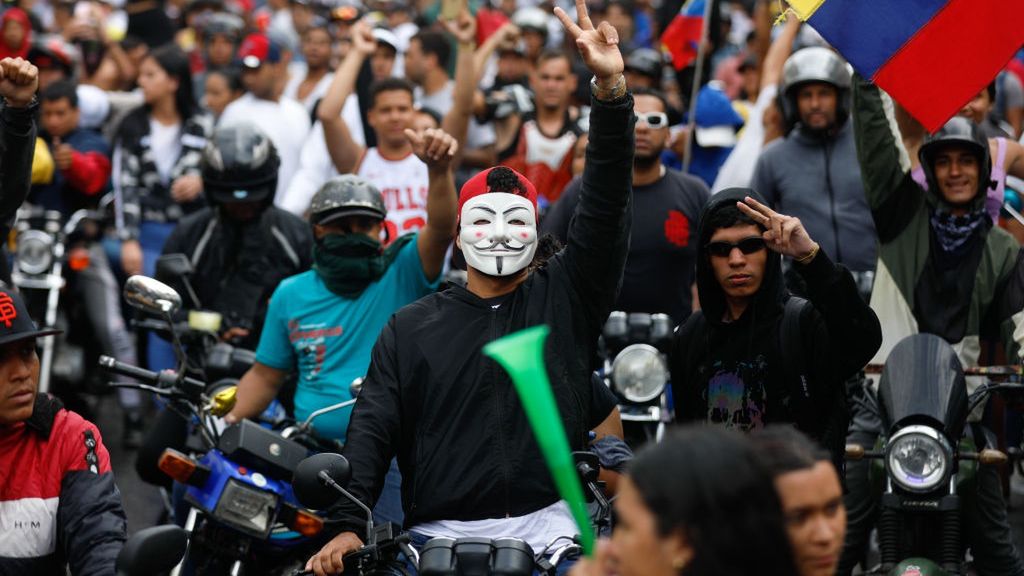 Protest przeciwko reelekcji prezydenta Wenezueli Maduro na trzecią kadencję 