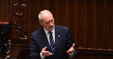 Wydatki podkomisji Macierewicza wyszły na jaw. "Wielka kompromitacja"