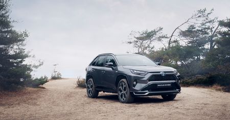 Mocny SUV Toyoty z dużym rabatem. Tak tanio nie było już dawno