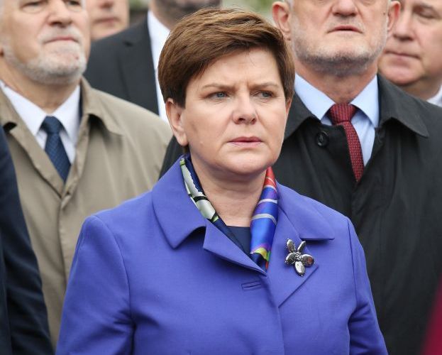 SZYDŁO PODA SIĘ DO DYMISJI? Zastąpić ma ją Kaczyński! "Beata jest posprzątana, jej już nie ma"