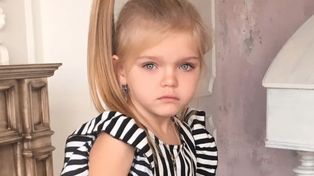 Bali się jej adoptować. Tak dziś wygląda "najpiękniejsza dziewczynka świata"