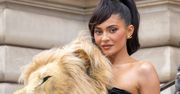 Kylie Jenner pokazała się BEZ MAKIJAŻU. Fani nie mogli wyjść z podziwu. "Jest CORAZ PIĘKNIEJSZA" (ZDJĘCIA)