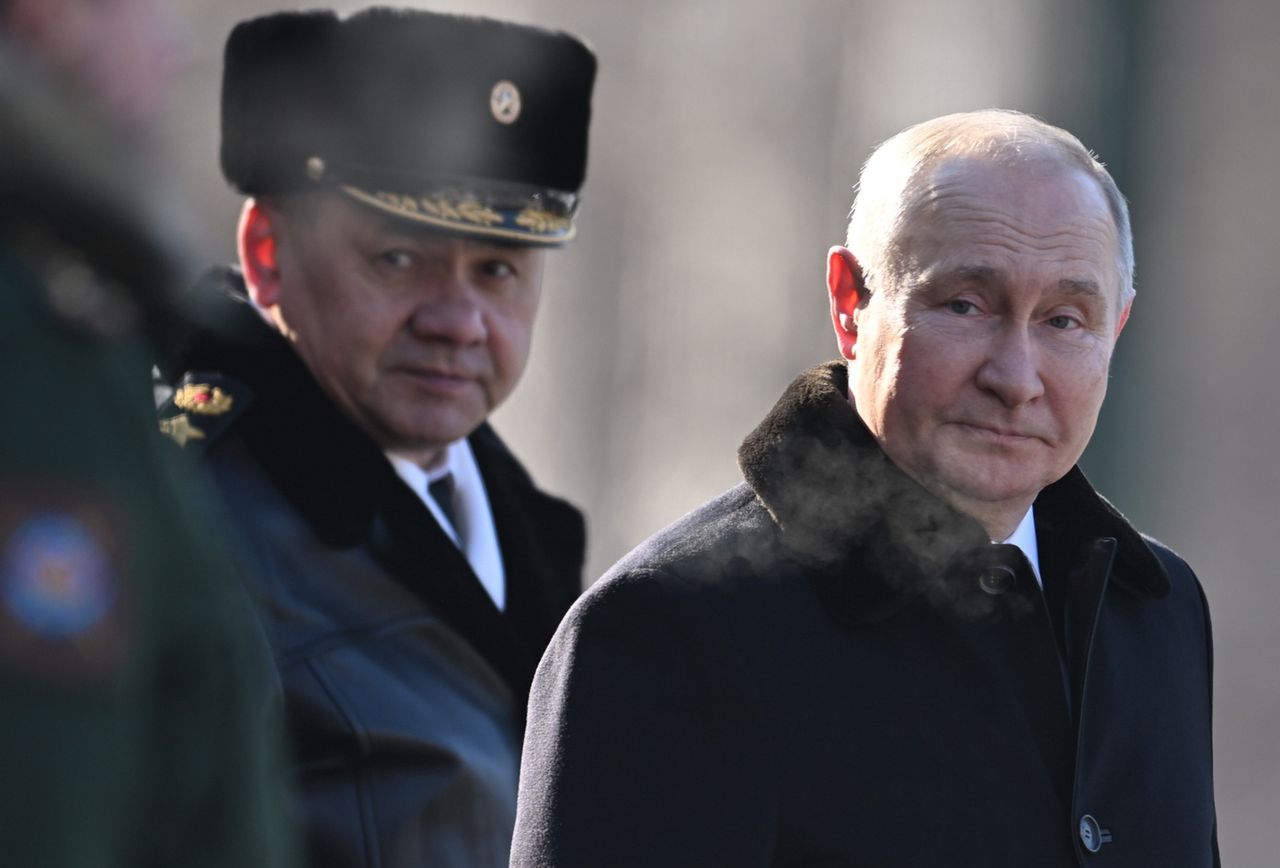 Pucz na Kremlu? "Moskiewska elita mówi o odwołaniu Putina"