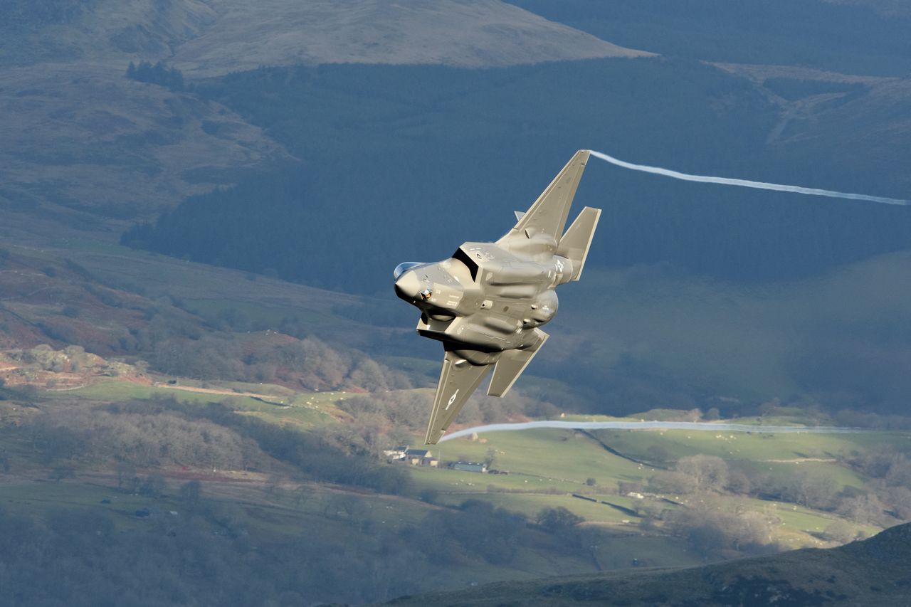 F-35A Lightning II należący do USAF na ćwiczeniach. 