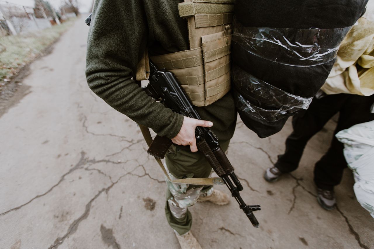 Ukraiński żołnierz wrócił do domu z frontu. Reakcja jego córeczki porusza do głębi