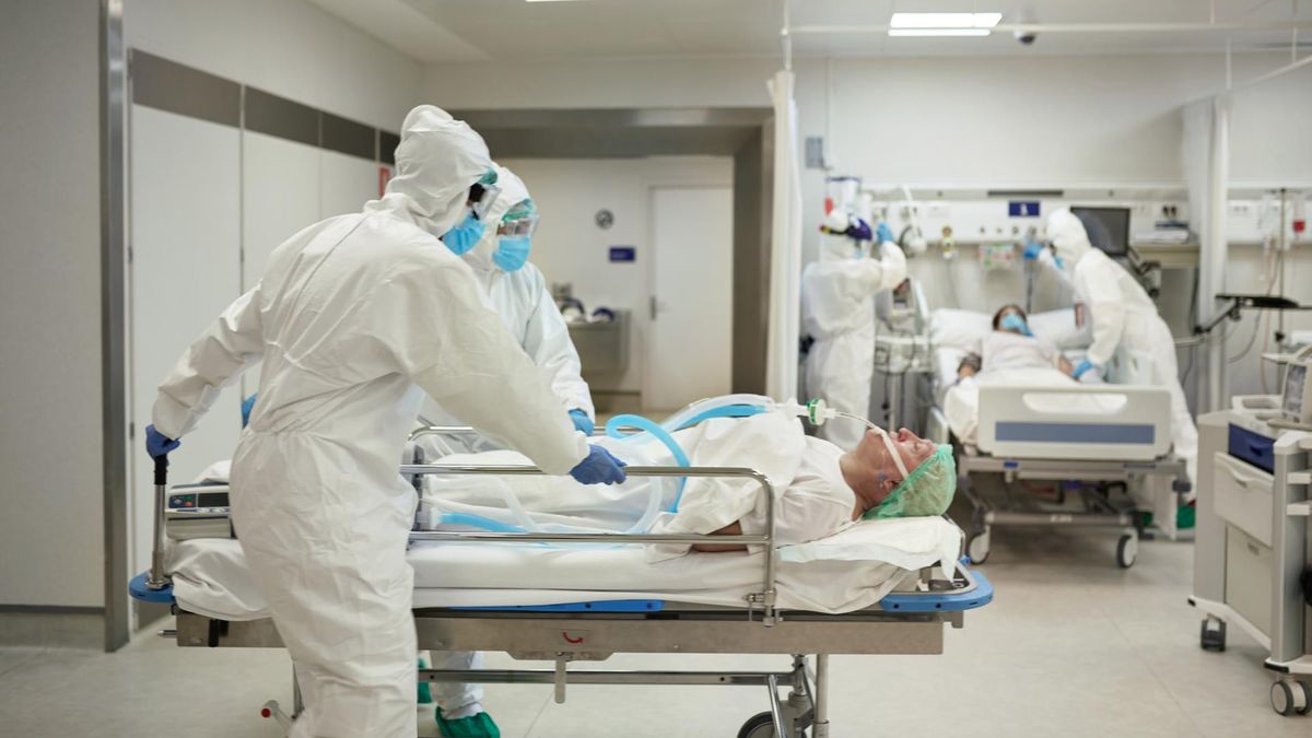 Prof. Banasiewicz o "pacjentach straconych". W 2020 r. wykonano 30 proc. mniej planowych zabiegów onkologicznych