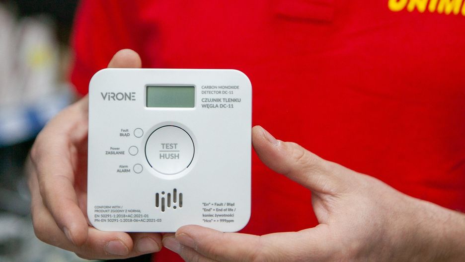 O zagrożeniu mógł poinformować czujnik tlenku węgla. Niestety, nie było go w żadnym z mieszkań w budynku