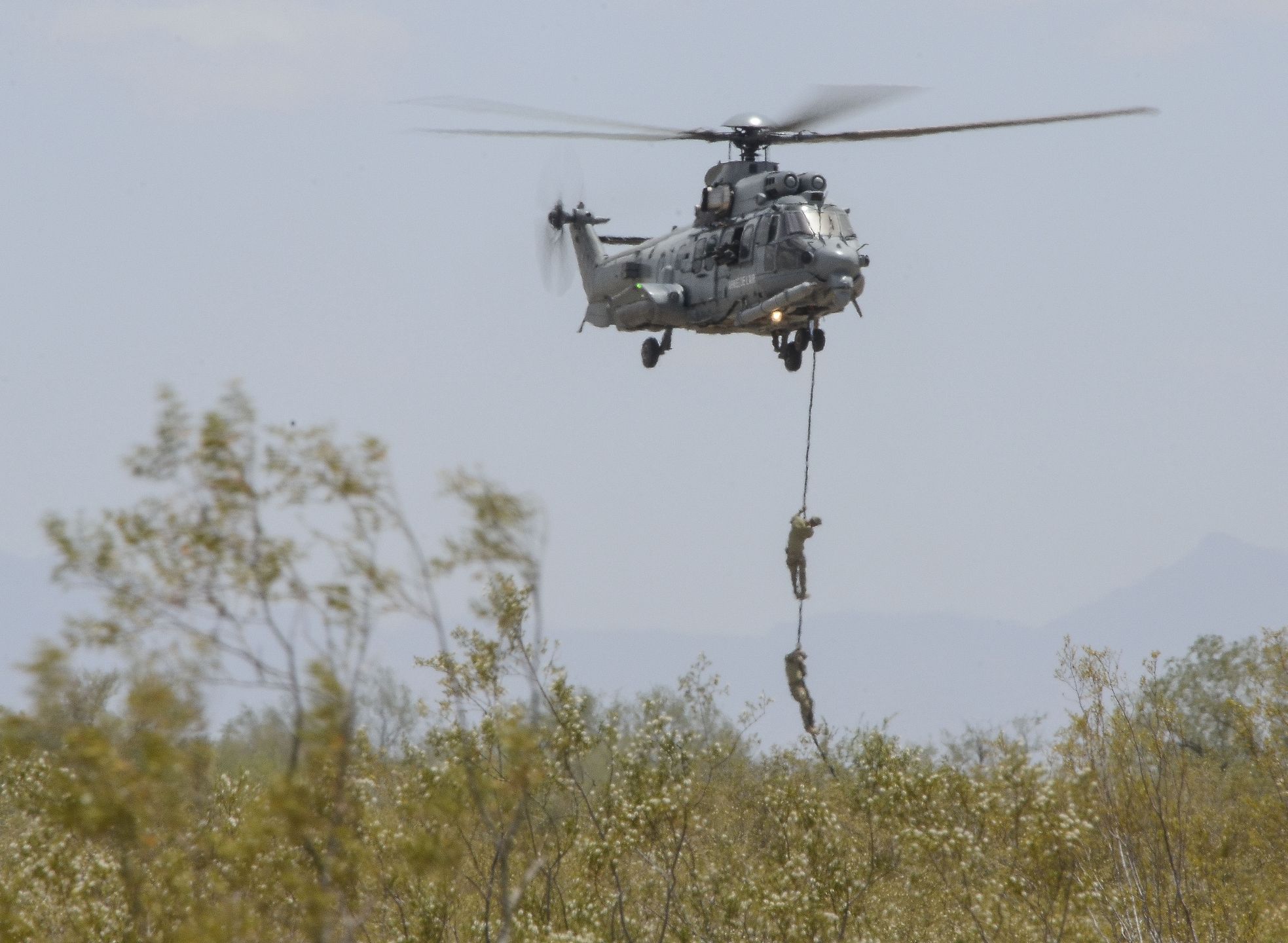 Śmigłowiec H225M Caracal  podczas ćwiczeń