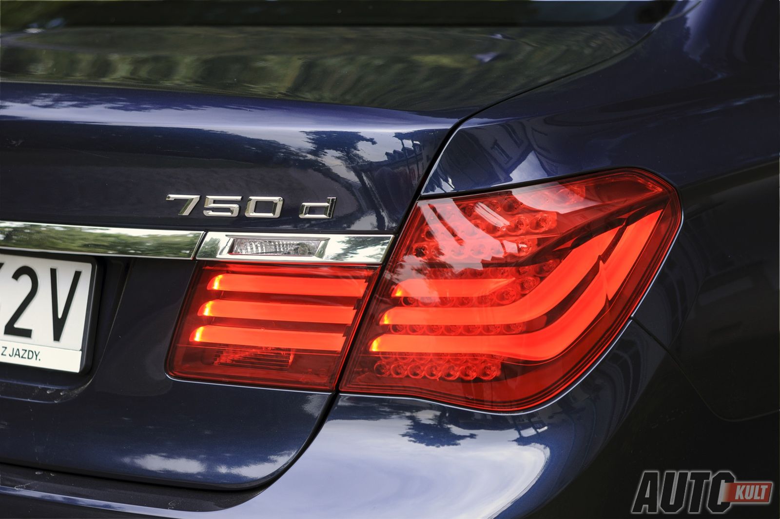 BMW 750d xDrive M-Sport kontra Audi A8 4.2 TDI quattro - test [galeria] 15