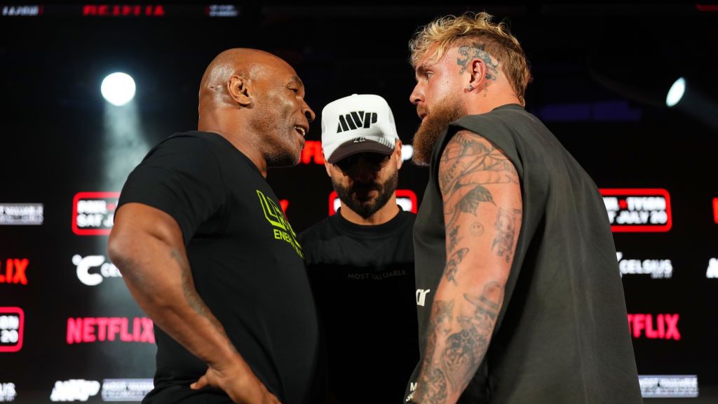 Na zdjęciu: Mike Tyson i Jake Paul