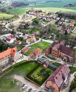 "Znów wojna! Niemiecki zamach!". Awantura o wieś, gdzie Lidl chce zbudować magazyn