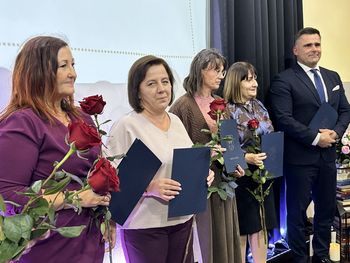 Gmina Kluki: Dzień Edukacji Narodowej. Wręczono nagrody dla nauczycieli i pracowników oświaty