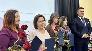 Gmina Kluki: Dzień Edukacji Narodowej. Wręczono nagrody dla nauczycieli i pracowników oświaty