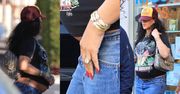 Rihanna w niezobowiązującej stylizacji i z WIELKIM diamentem na palcu serdecznym szuka ubranek dla dziecka (ZDJĘCIA)