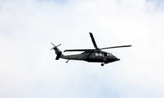 Black Hawk poderwany. Leci do akcji specjalnej w miejscowości Bodzanów