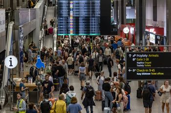 Kraków: Zaskakujące dane o pasażerach lotniska w nowym raporcie