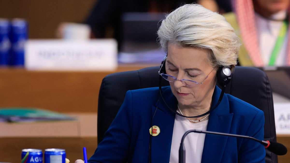 RIO DE JANEIRO, BRAZIL - NOVEMBER 19: Ursula von der Leyen president of the European Comission participates in a working session as part of the G20 Summit Ro de Janeiro 2024 at Museu de Arte Moderna on November 19, 2024 in Rio de Janeiro, Brazil. The 2024 G20 Summit takes place in Brazil for the first time. The event gathers leaders of the most important economies. Starvation, sustainable development and social inclusion are some of the issues to be during the summit. (Photo by Buda Mendes/Getty Images)