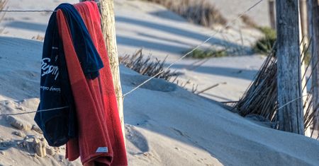 Szokujące wydarzenia na plaży. Syryjczyk odpowie za gwałt