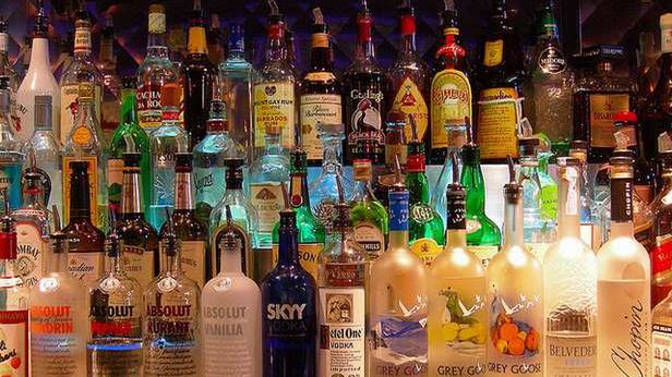 Morduj znajomych i pędź bimber! Poznaj najbardziej dziwaczne gry na Facebooku 1