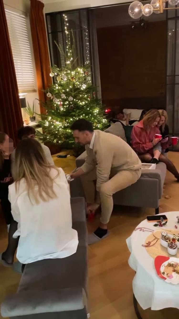 Karolina Gilon, Czarek Jóźwik i Madzia Wójcik imprezują podczas pandemii