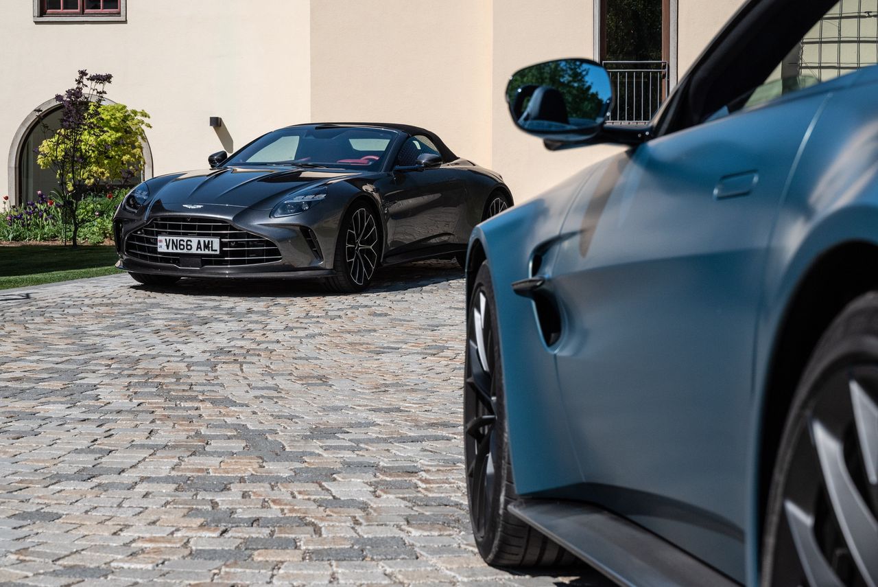 Aston Martin Vantage Roadster