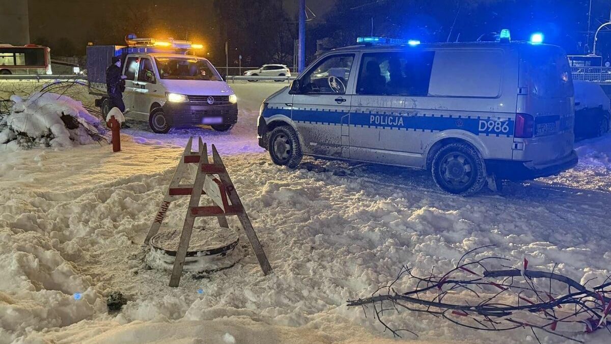 Dziewczynka wpadła do niezabezpieczonej studzienki przy ul. Fabrycznej w Lublinie