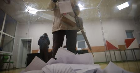 Nie pomogły kampanie. Tylu Polaków poszło do urn do południa