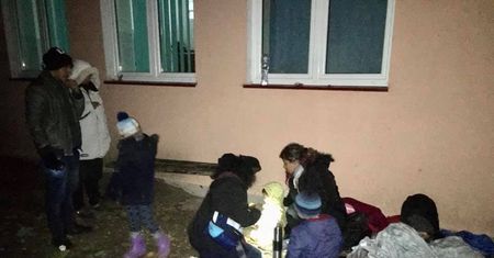 Wywieźli dzieci do lasu? Jest odpowiedź Straży Granicznej