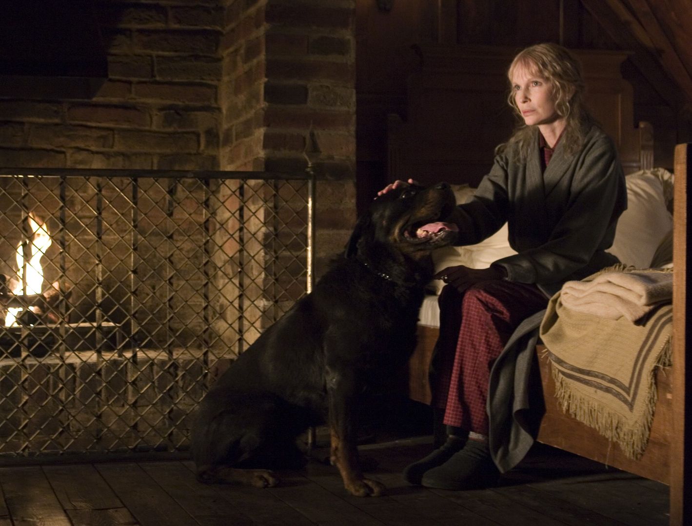 "Omen" © 2006 Twentieth Century Fox Film Corporation. All rights reserved. 