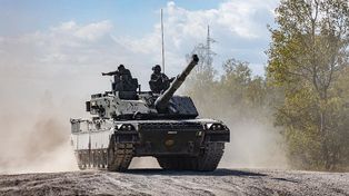 Takich czołgów nie ma nikt inny na świecie. Zniszczą wroga z 30 km