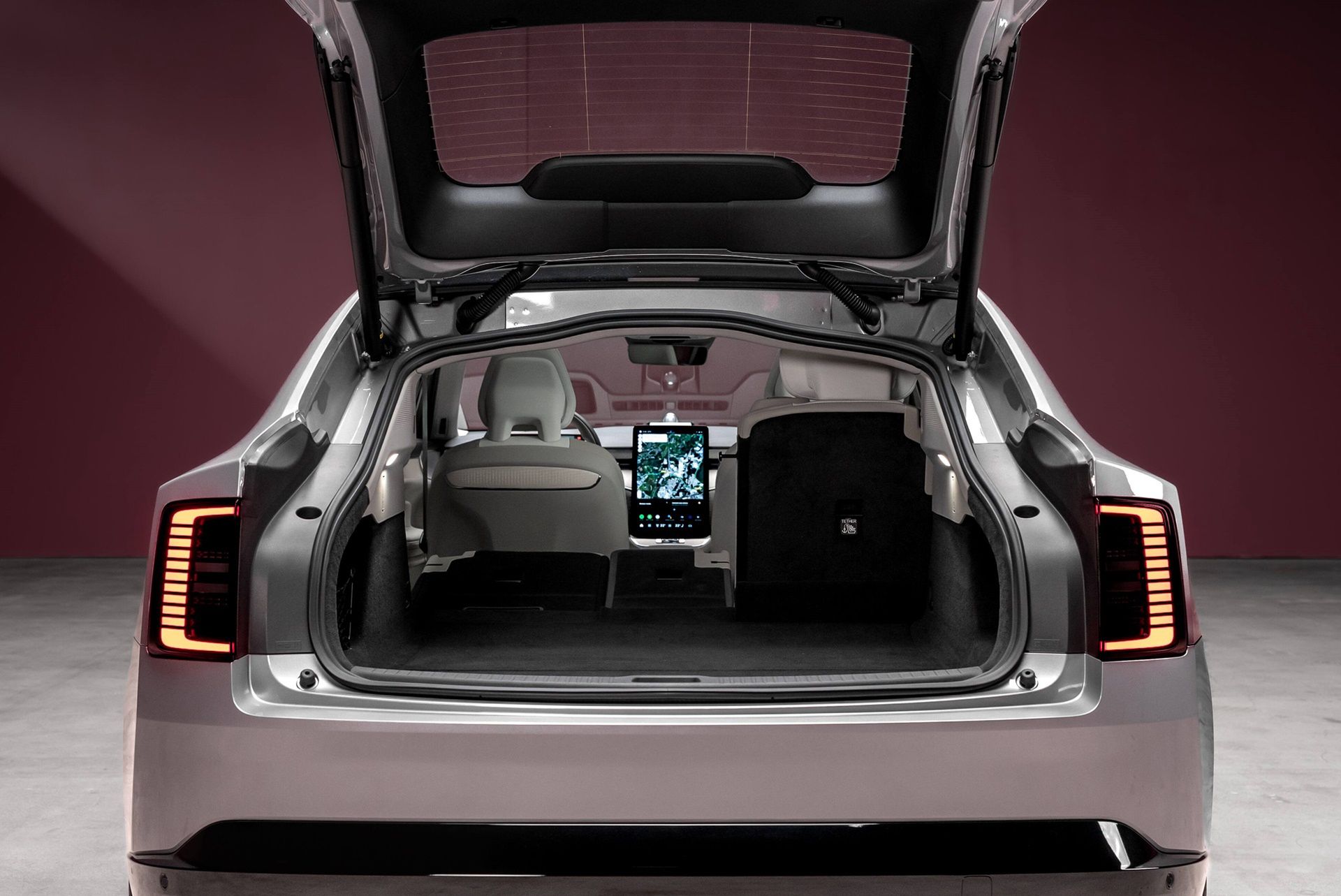 Volvo ES90