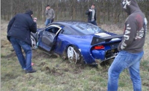 Supersamochody w częściach, czyli najdroższe stłuczki świata 7