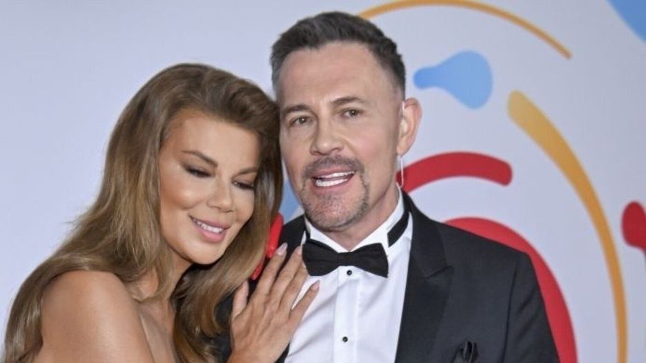 Edyta Górniak udostępnia w sieci bardzo odważne zdjęcia. W sieci pojawiło się kilka gorących kadrów artystki, które rozgrzały jej fanów do czerwoności. 

ZOBACZ ZDJĘCIA - KLIKNIJ DALEJ