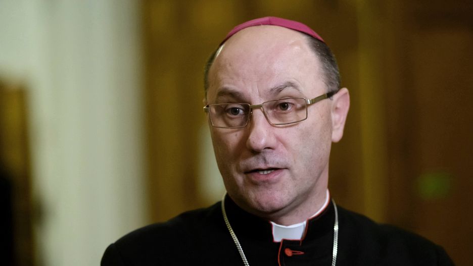 "Zabawa w Chowanego". Prymas Polski Wojciech Polak odpowiada na zarzuty bp Edwarda Janiaka